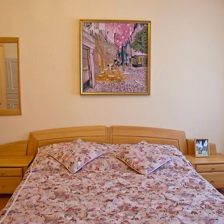 Apartman Na Zahradni Karlovy Vary Kültér fotó