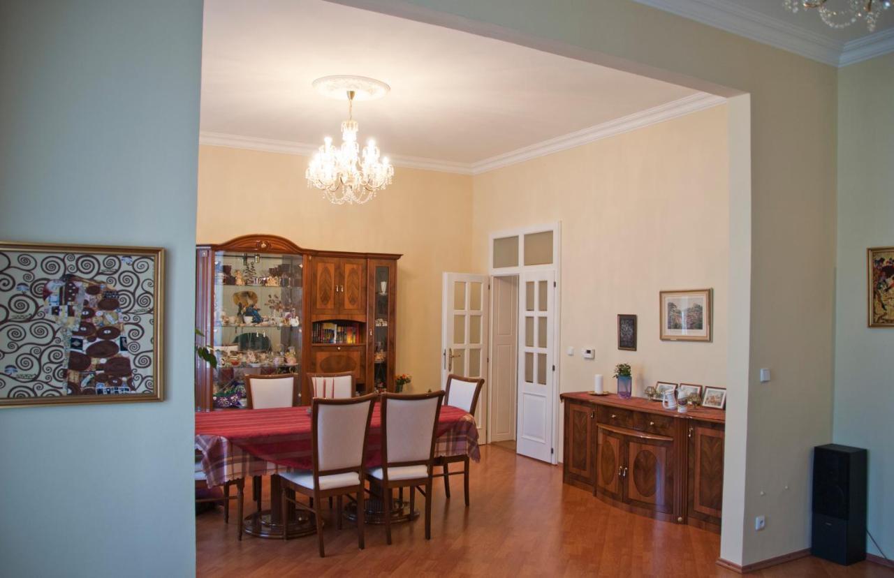 Apartman Na Zahradni Karlovy Vary Kültér fotó