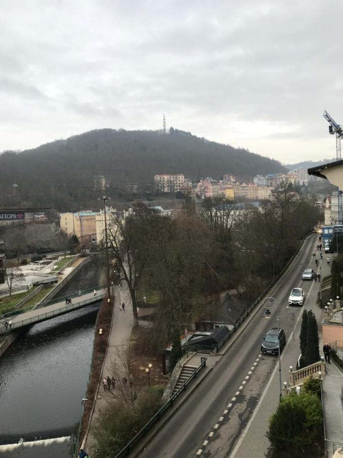 Apartman Na Zahradni Karlovy Vary Kültér fotó